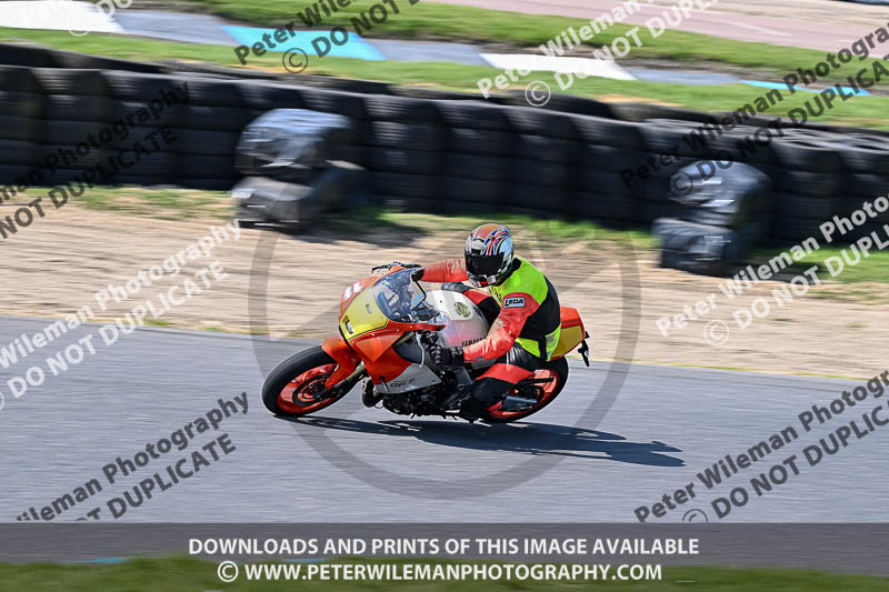enduro digital images;event digital images;eventdigitalimages;lydden hill;lydden no limits trackday;lydden photographs;lydden trackday photographs;no limits trackdays;peter wileman photography;racing digital images;trackday digital images;trackday photos